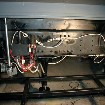 ELEKTROHYDRAULISCHE ANLAGE HYDRAULISCHE ANLAGE UND ZUSATZBATTERIEN