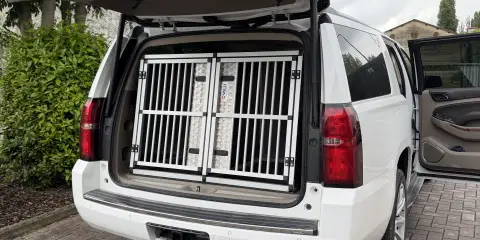 CHEVROLET SUBURBAN 05/26 Pick-up
